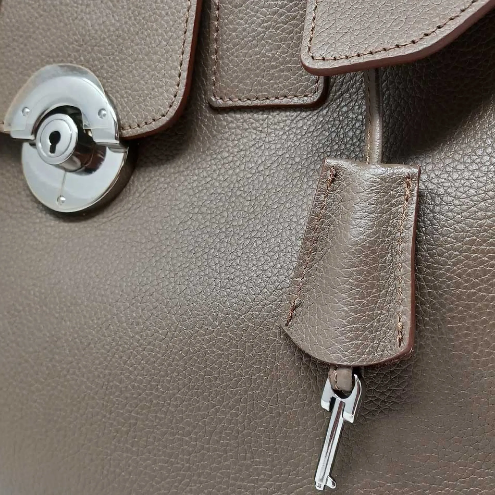 Maison Berthille Cabas & Grands Sacs À Main | Sacs>Sac à main Business Cortina en cuir grainé |